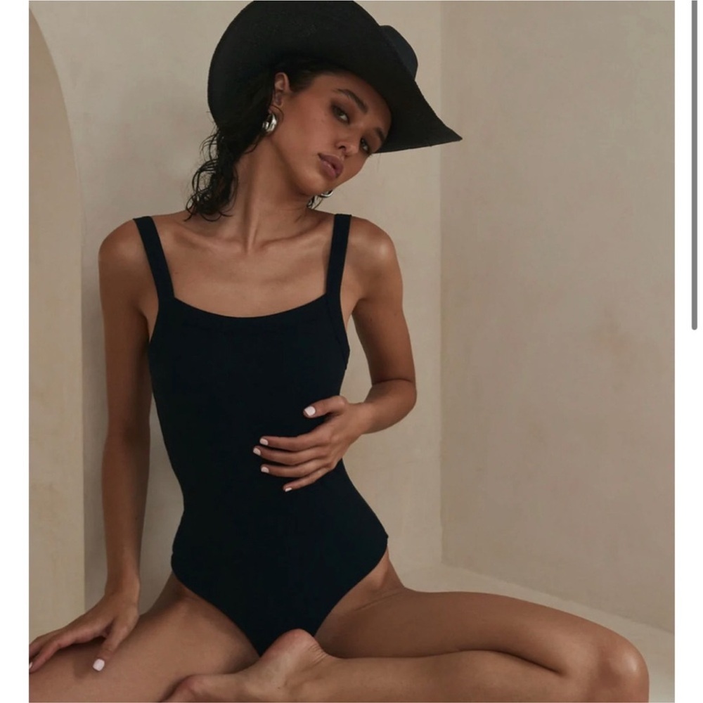 CLYQUE The Label Black Bodysuit